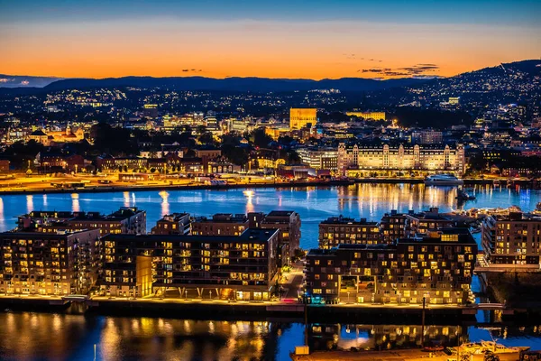 Oslo Centro Cidade Beira Mar Vista Dourada Crepúsculo Cima Reino — Fotografia de Stock