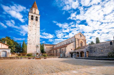 Aquileia 'daki Basilica di Santa Maria Assunta, Friuli Venezia Giulia bölgesindeki UNESCO dünya mirası bölgesi, kuzey İtalya