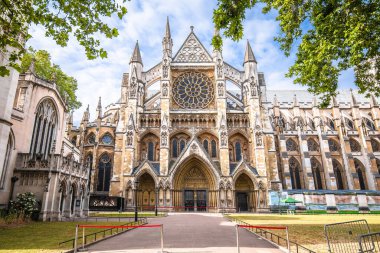 Westminster Abbey, İngiltere 'nin başkenti Londra' da muhteşem mimari portalı görüntüsü