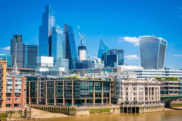 London City Skyline Uitzicht Vanaf Thames Rivier Hoofdstad Van Het Stockfoto
