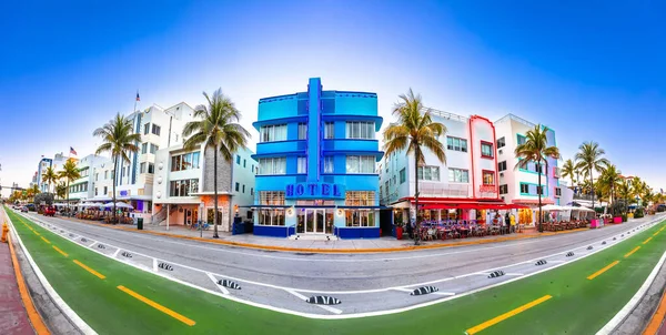 Miami South Beach Ocean Drive Colorful Art Deco Street Sundown — Stock Photo, Image