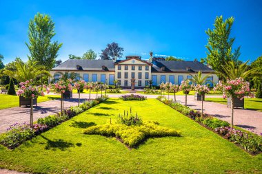 Strasbourg manzaralı Park de la Orangerie, Fransa 'nın Alsace bölgesi