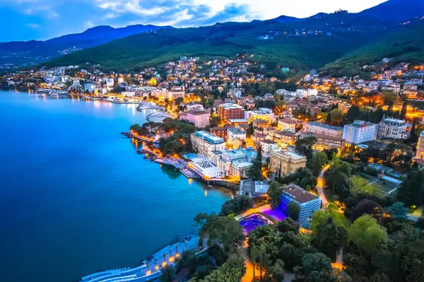 Opatija liman kenti akşam manzaralı, Hırvatistan Kvarner körfezi