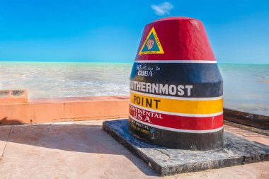 Key West, ABD kıtasının en güney noktası ve Küba, Florida, ABD 'nin güneyine olan uzaklık..