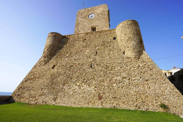 Норман Сваб Шотл Norman Swabian Castle Замок Термолі Моліза Італія — стокове фото