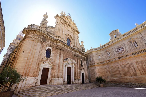 Monopoli Kathedraal Met Historische Muur Van Stad Apulië Italië Brede — Stockfoto