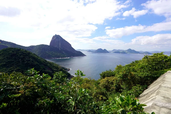 Colinas Río Janeiro Con Montaña Sugarloaf Fondo Río Janeiro Patrimonio — Foto de Stock