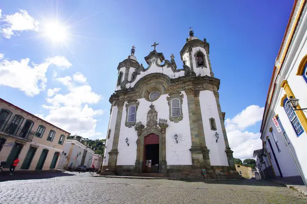 Sao Joao del Rei, Brezilya - 29 Nisan 2025: Mount Carmel Kilisesi Sao Joao del Rei 'deki son barok mimari örneği, Minas Gerais, Brezilya