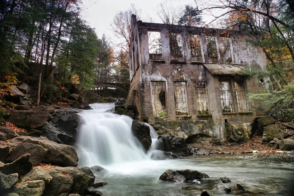 Ruiny Wodospad Węglika Wilsona Parku Gatineau Zdjęcie Stockowe