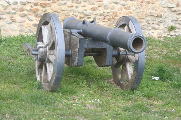 Vecchio Cannone Alla Porta Del Castello Ciudad Rodrigo Salamanca Spagna — Foto Stock