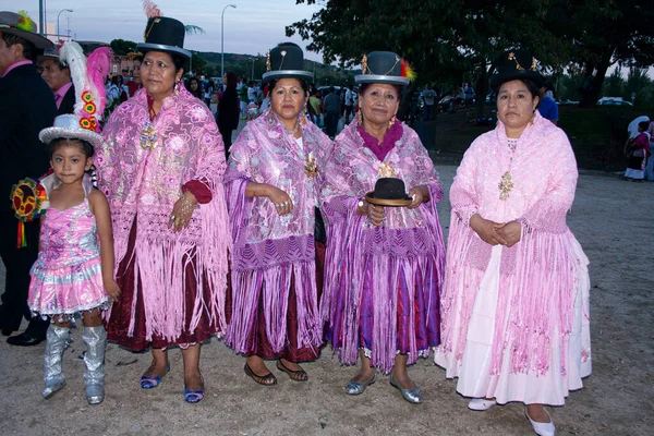 Болівійські Жінки Вбрані Типові Болівійські Костюми — стокове фото