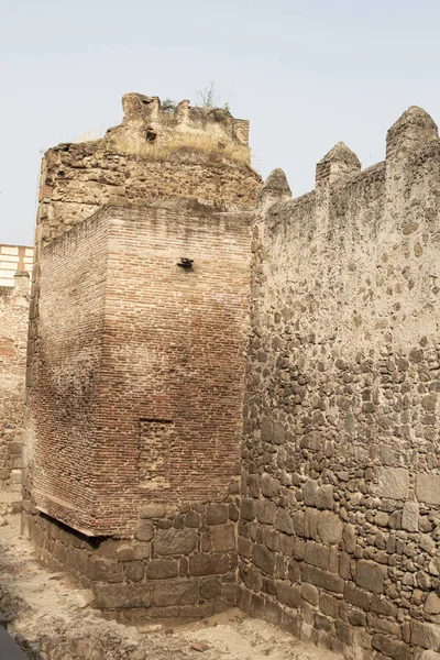 塔拉维拉 德拉雷纳城墙 Talavera Reina 是一座建于9世纪至14世纪的防御工事 环绕西班牙托莱多省的一座城市 — 图库照片