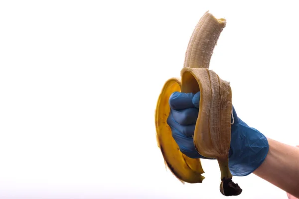 Női Kéz Kék Eldobható Bal Kezében Nyitott Banán Elszigetelt Fehér Jogdíjmentes Stock Képek