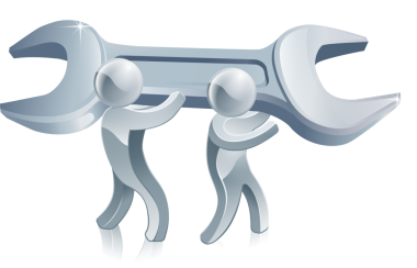 İki gümüş adam büyük bir İngiliz anahtarı tutan bir çizimi