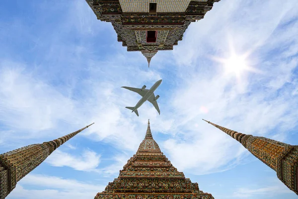 Самолет Небе Над Таиландом Большой Дворец Ват Фра Каев Ват — стоковое фото