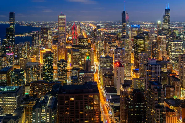美国密西西比市 芝加哥建筑城市景观从观景台的高层与日落的天空 — 图库照片