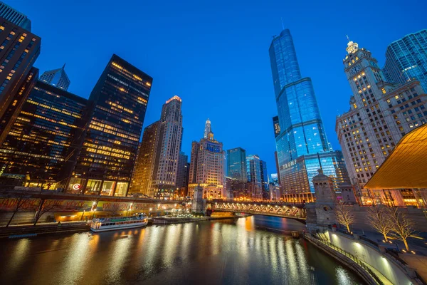Апреля 2023 Года Чикаго Сша Дабл Мосте Через Реку Мичиган — стоковое фото
