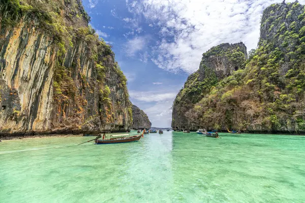 stock image phi phi island and maya beach the most best travel point in Krabi, Phuket, Thailand