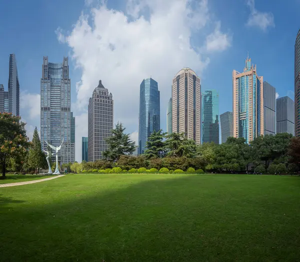 Şangay 'daki park ve bahçe. İnşaat geçmişi, porselen.