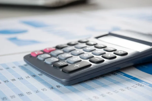 Calcolatrice Grafici Finanziari Business Concetto Finanza — Foto Stock