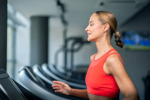 Woman Running Treadmill Gym Cardio Workout — Stock Photo, Image
