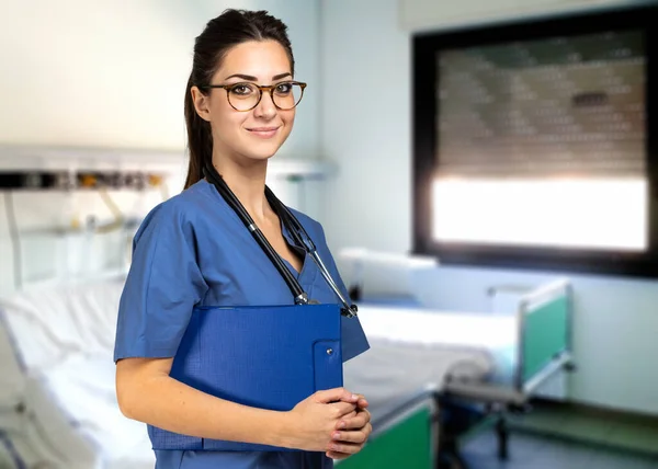 Krankenschwester Porträt Lächelnd Einem Krankenhauszimmer — Stockfoto
