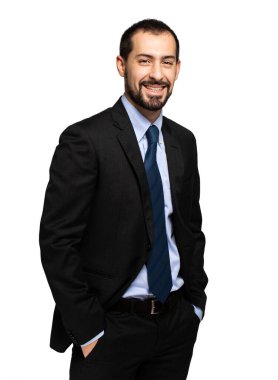 Beyaz tenli yakışıklı bir işadamının portresi.