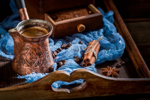 Sıcak Kahve Haşlanmış Kahve Tahtanın Üzerinde Fasulye — Stok fotoğraf