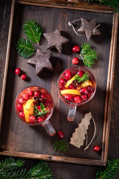 Smaklig Julstämpling Med Apelsin Tranbär Och Kanel Julglögg — Stockfoto
