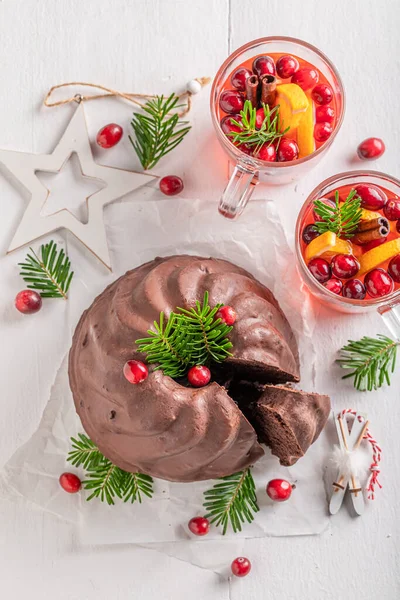 Tårta Till Jul Med Tranbär Och Choklad Traditionell Tårta För — Stockfoto