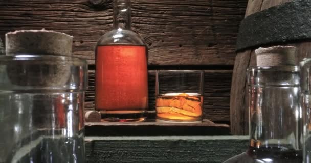 Fabriqué Main Étiqueté Mode Expédition Ancienne Distillerie Verre Bourbon Avec — Video