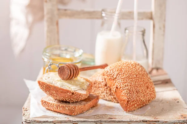 Sunne Boller Med Honning Som Kilde Til Kalsium Protein Frokost – stockfoto