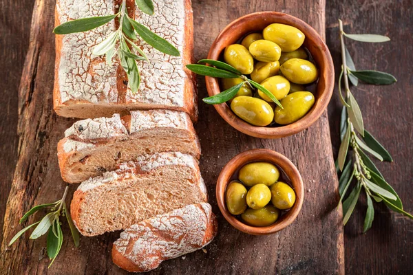 Pane Croccante Come Pane Classico Toscana Pane Con Olive Verdi — Foto Stock