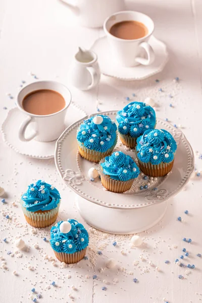 Delicious Sweet Cupcakes Flower Shaped Cream Perfect Blue Dessert Sprinkles — Stock Photo, Image