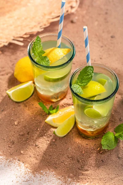 Sunn Limonade Perfekt Varme Sommerdager Sesongholdig Sommersaft – stockfoto