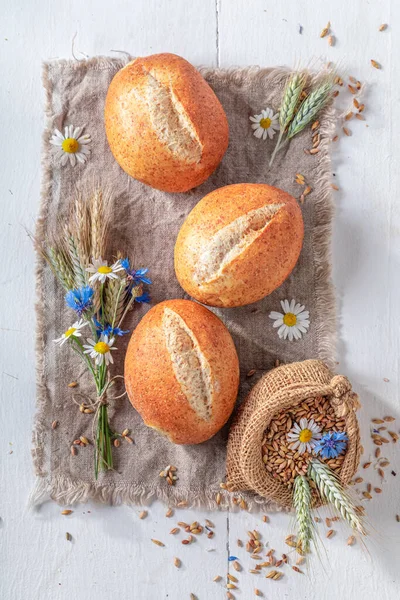 Zelfgemaakte Broodjes Vers Gebakken Bakkerij Vers Gebakken Broodjes Het Platteland — Stockfoto