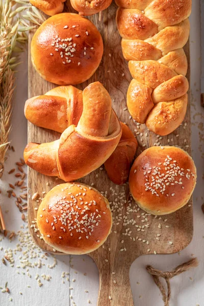 Mehrkorn Und Hausgemachtes Brot Aus Sauerteig Mehrkornbrot — Stockfoto