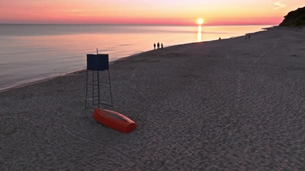 Sunrise Beach Lifeguard Hut Boat Sea Poland — Stock video
