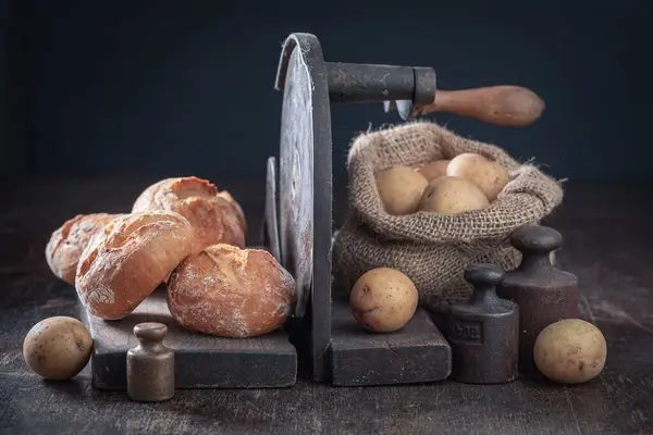 Υγιή Και Ολικής Άλεσης Ψωμάκια Πατάτας Ψημένα Στο Σπίτι Πατατόσουπα Εικόνα Αρχείου