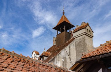 Küçük bir taret ya da Bran Kalesi 'nin kulesi..