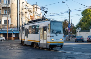 Bükreş tramvayı resmi.