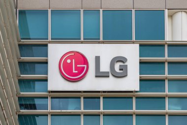 Ofis binasının ön cephesindeki LG logosunun resmi..