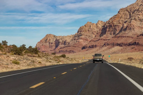 Obraz Route Arizonie Jego Krajobraz Formacji Skalnej Ciężarówka Jest Ram — Zdjęcie stockowe