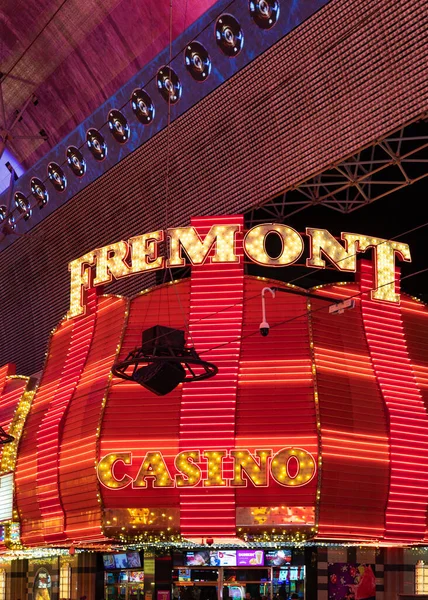 Una Foto Los Letreros Neón Fremont Hotel Casino — Foto de Stock