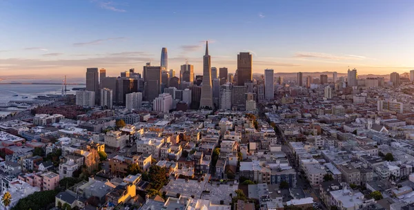Obrázek Centra San Franciska Při Západu Slunce — Stock fotografie