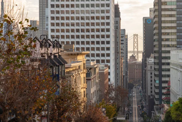 Une Photo Longue California Street Avec Downtown San Francisco Oakland — Photo