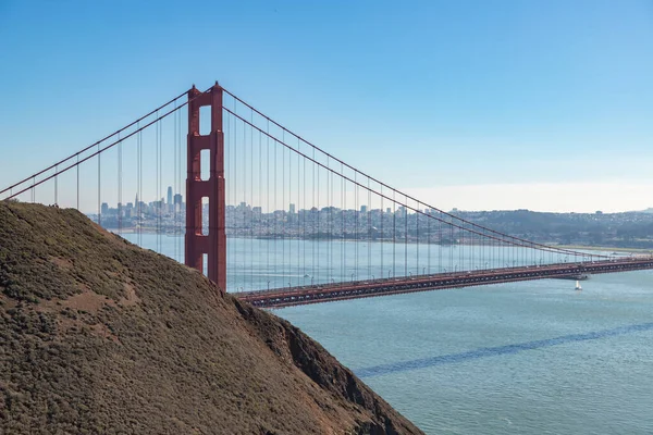 Obrázek Golden Gate Bridge Města San Francisco Dálce Jak Vidět — Stock fotografie