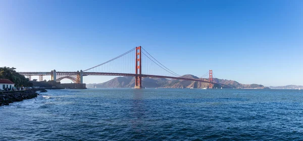Een Foto Van Golden Gate Bridge Gezien Vanaf Torpedo Wharf — Stockfoto