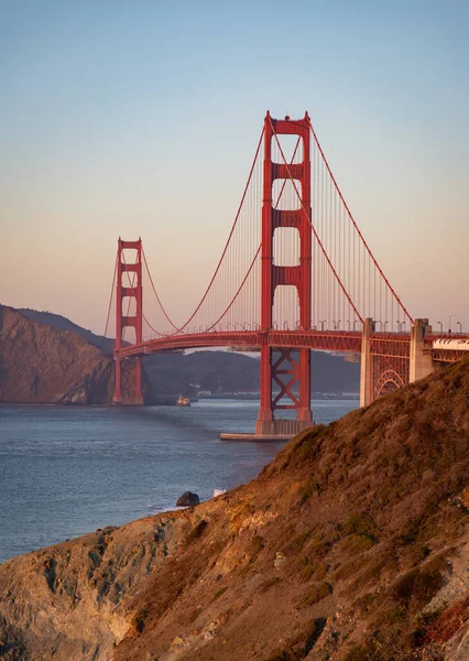 Picture Golden Gate Bridge Seen Fort Point Rock Sunset — Stock Photo, Image