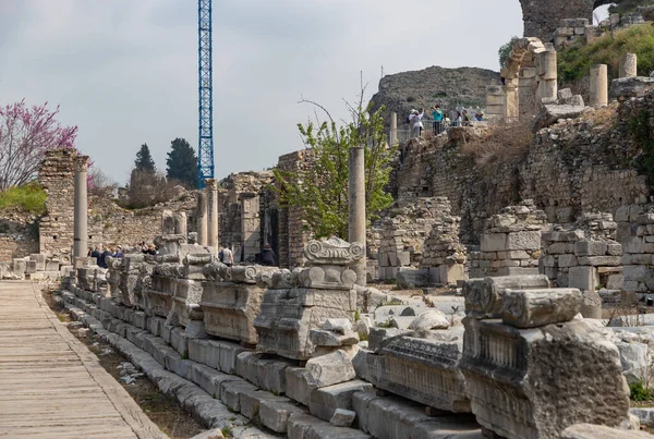 エフェソス古代都市の商業アゴラの写真 — ストック写真